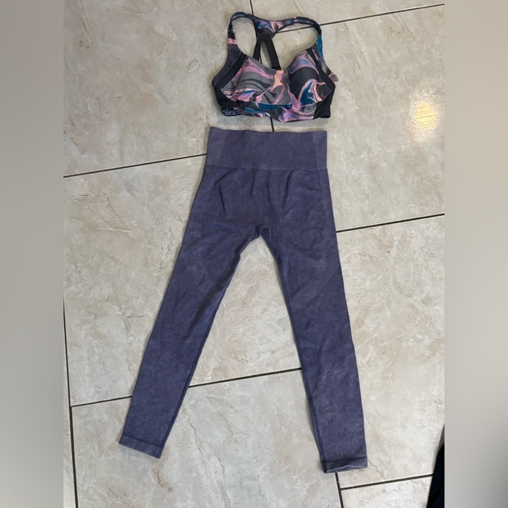Stylish Purple and Pink Sports Bra - Picture 2 of 4